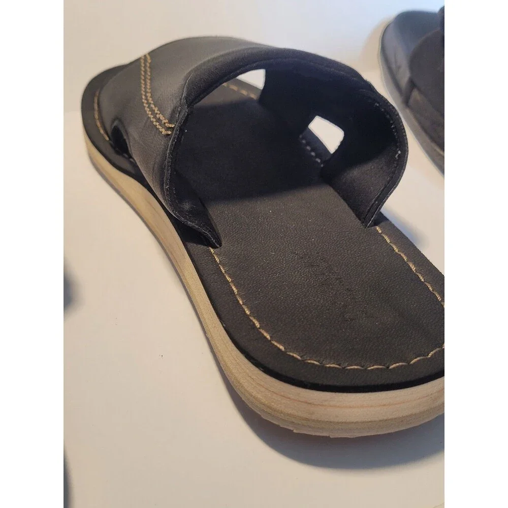 Nike & Dockers Mens Size 9 Slide Sandals Bundle 2 Pairs